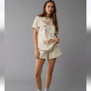 NWT AE Oversized Snoopy Halloween Graphic Tee-Shirt